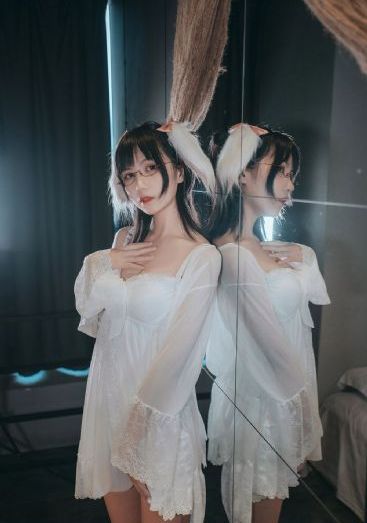 男人吃奶视频