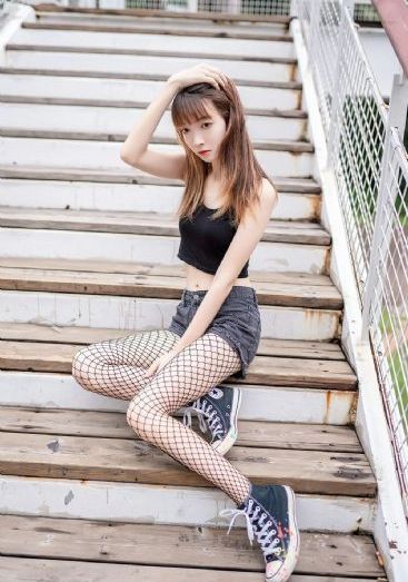 惩罚女仆扒开跪着视频网站