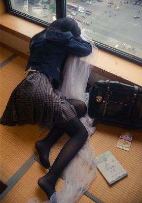 年轻女教师4