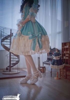 无毛的粉嫩美鲍