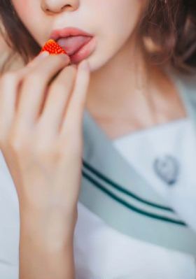 迪拜女孩在线观看
